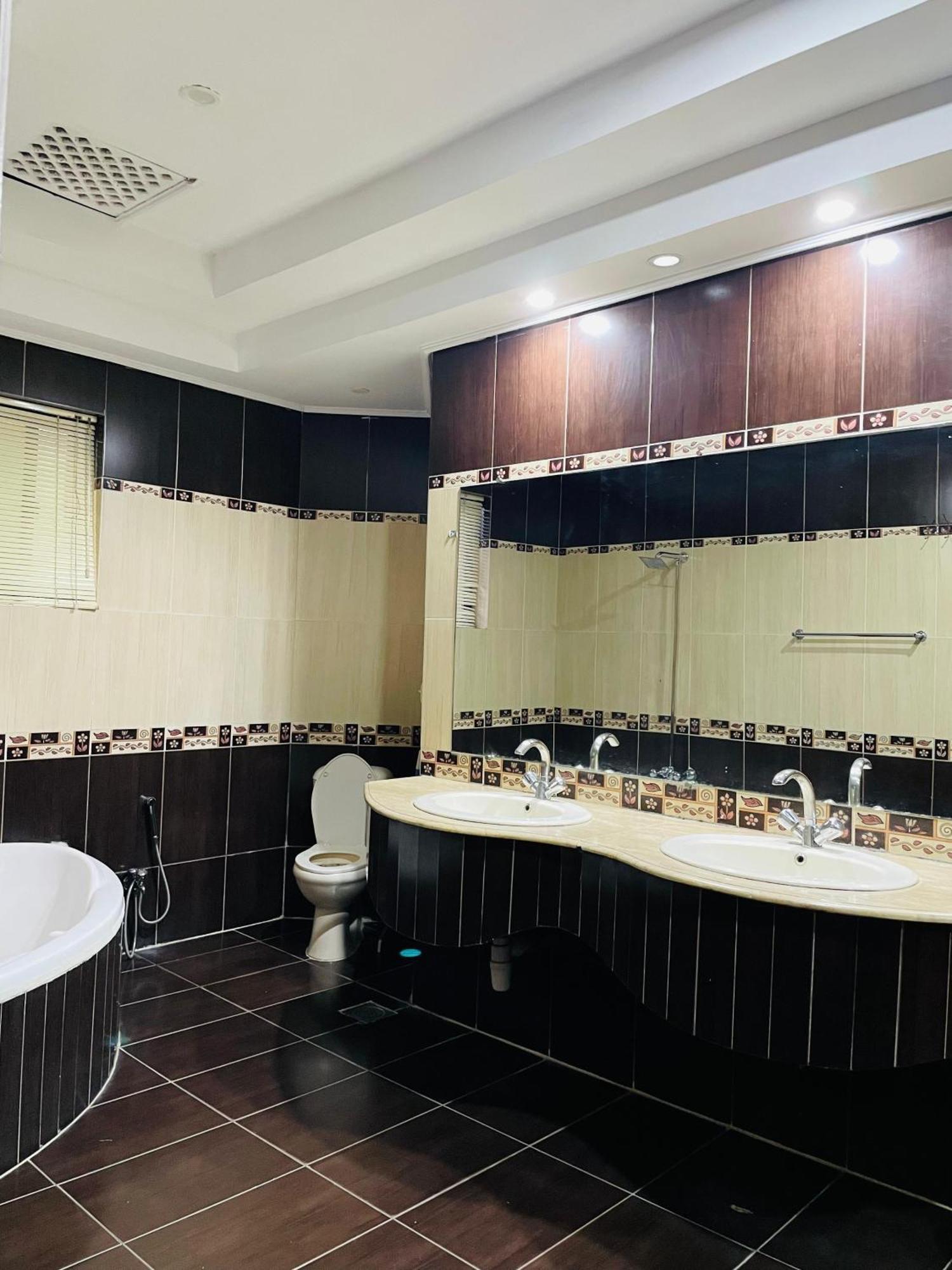 Executive Galaxy Guest House Ισλαμαμπάντ Εξωτερικό φωτογραφία
