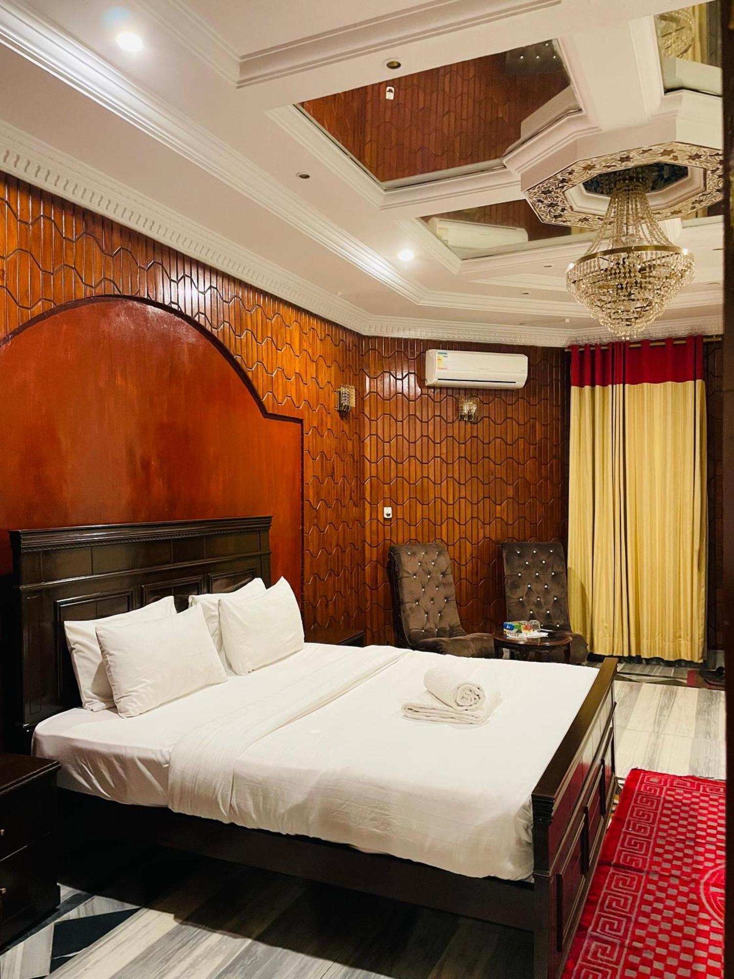 Executive Galaxy Guest House Ισλαμαμπάντ Εξωτερικό φωτογραφία