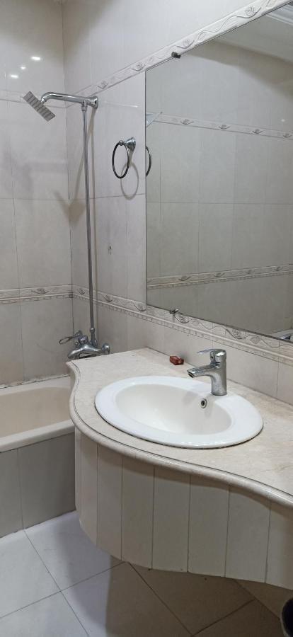 Executive Galaxy Guest House Ισλαμαμπάντ Εξωτερικό φωτογραφία